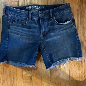 Super stretch jean shorts